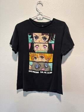 Demon Slayer Character Eyes Panel Graphic T-Shirt Size M